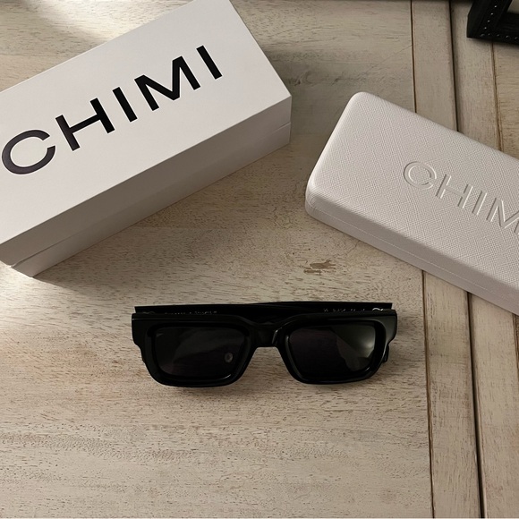 Chimi 05 Sunglasses - Picture 3 of 4